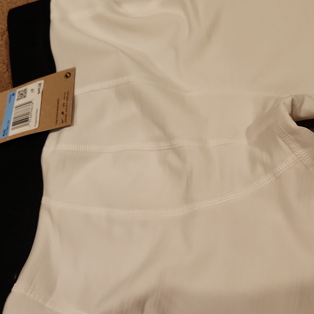🌟2/$20🌟Nike Kids Leggings in White and Black Size M - Picture 7 of 13